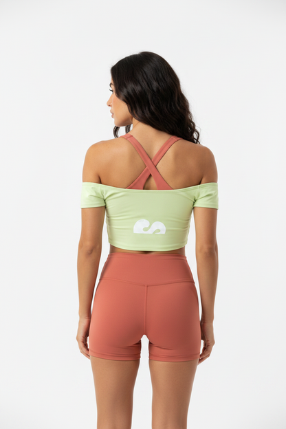 sivra's sleeve crop T